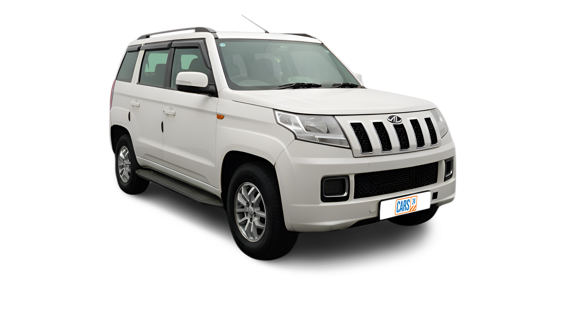 Mahindra TUV300-img